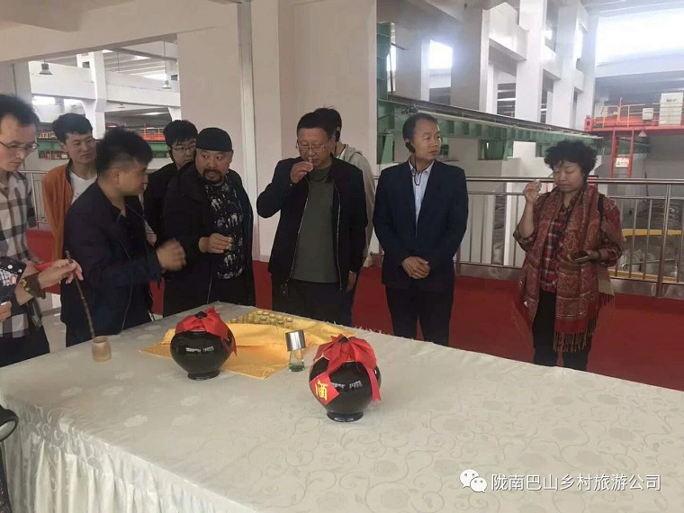 1684152144104026.jpg 1683531444569369.jpg